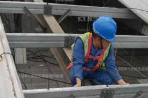 守護光伏藍海 91蜜桃在线观看創能工商業屋麵加固 打造安全高效發電站